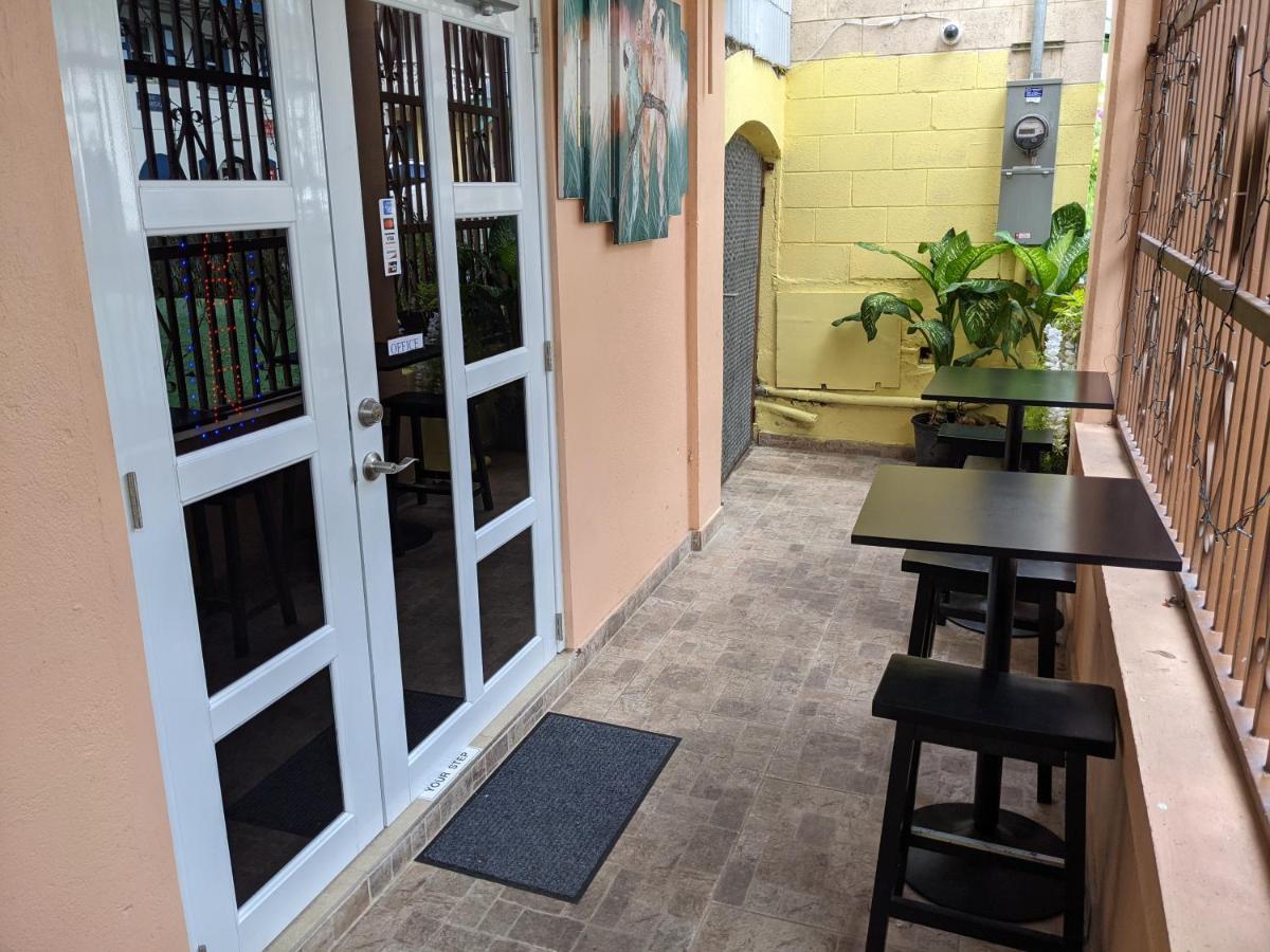 Midtown Guest House Charlotte Amalie Ngoại thất bức ảnh