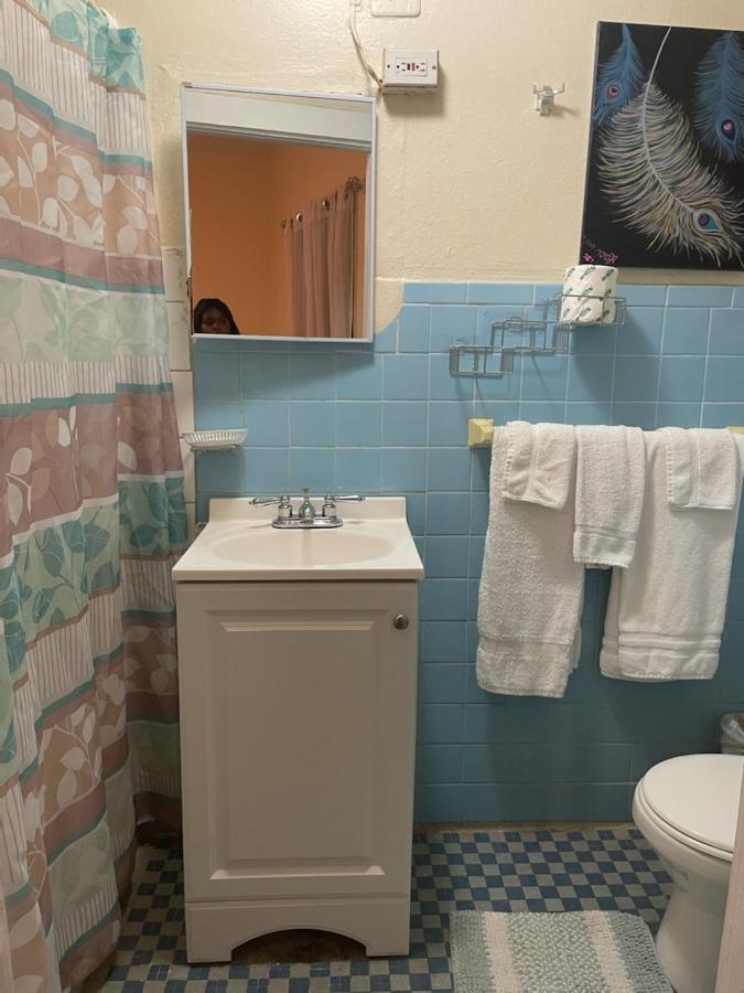Midtown Guest House Charlotte Amalie Ngoại thất bức ảnh